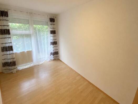 Terrassenwohnung zur Miete 750 € 2 Zimmer 43 m² frei ab sofort Kasernenviertel Regensburg 93053