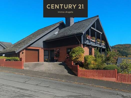 Einfamilienhaus zum Kauf 580.000 € 10 Zimmer 276,9 m² 700 m² Grundstück frei ab sofort Bad Laasphe 57334