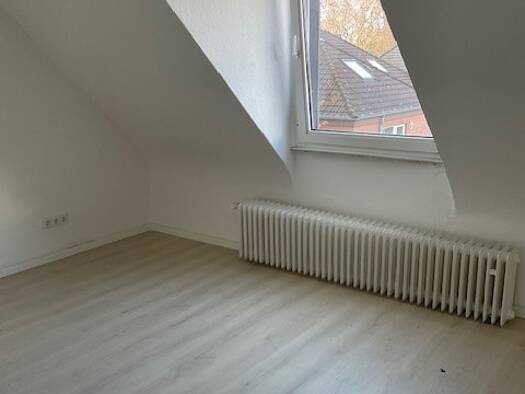Wohnung zur Miete 499 € 3 Zimmer 77 m² 4. Geschoss frei ab 16.08.2026 Beecker Str. 252 Alt-Hamborn Hamborn 47167