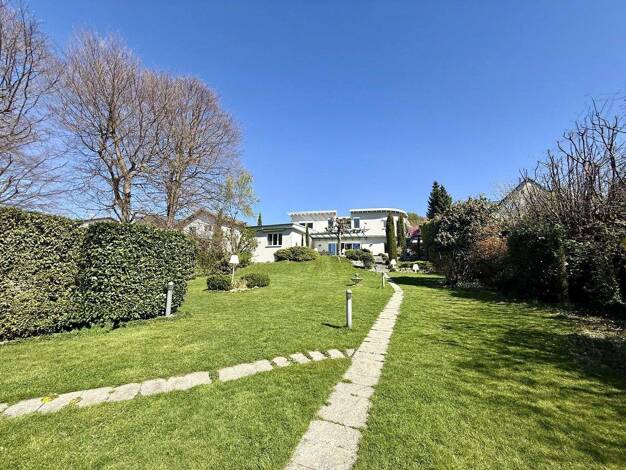 Villa zum Kauf provisionsfrei 2.950.000 € 9 Zimmer 418 m² 2.195 m² Grundstück Leutershausen Hirschberg 69493