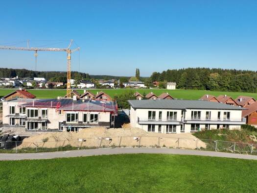 Wohnung zum Kauf - Erstbezug 523.000 € 4 Zimmer 92,2 m² 1. Geschoss Waldweg 8 Perwang am Grabensee 5166