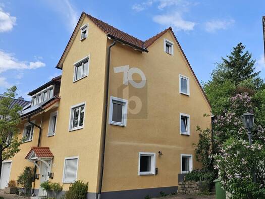 Mehrfamilienhaus zum Kauf 599.000 € 8 Zimmer 365 m² 1.200 m² Grundstück Ochsenbach Sachsenheim 74343