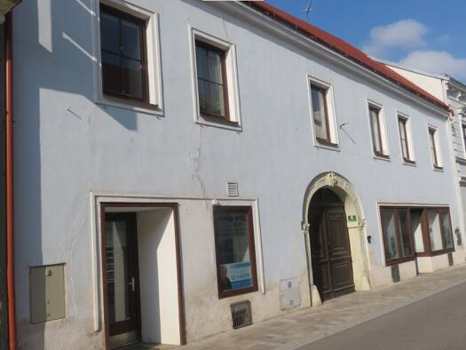Stadthaus zum Kauf 449.000 € 5 Zimmer 186,7 m² 820 m² Grundstück Eggenburg 3730