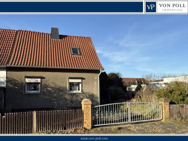 Doppelhaushälfte zum Kauf 75.000 € 4 Zimmer 90 m² 1.042 m² Grundstück Dautzsch Halle 06116