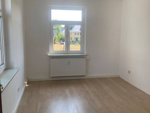 Wohnung zur Miete 371 € 2 Zimmer 53 m² Geschoss 2/3 frei ab sofort Greiz Greiz 07973