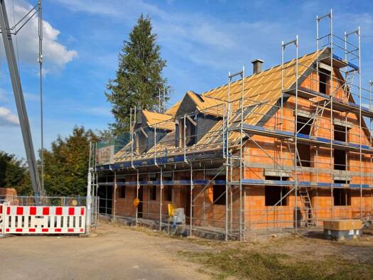 Doppelhaushälfte zum Kauf - Erstbezug 985.000 € 4 Zimmer 126,2 m² 240 m² Grundstück Oskar-Maria-Graf-Straße 4 Pfaffenhofen Pfaffenhofen an der Ilm 85276