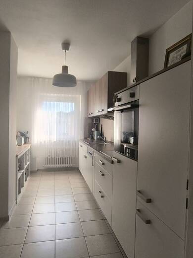 Wohnung zur Miete 1.000 € 4 Zimmer 120 m² Geschoss 1/2 frei ab sofort Erlenbach Erlenbach a.Main 63906
