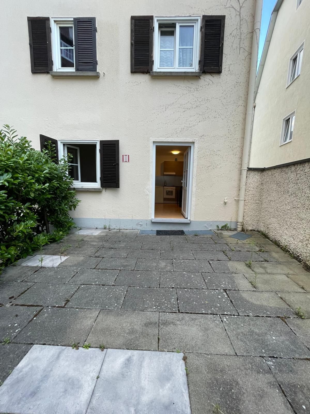 Terrassenwohnung zur Miete 650 € 1 Zimmer 32 m²<br/>Wohnfläche EG<br/>Geschoss Wasserbergweg 4 Gaisburg Stuttgart 70186