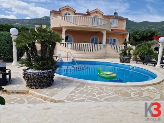 Villa zum Kauf 740.000 € 8 Zimmer 350 m² 650 m² Grundstück Kastela 0