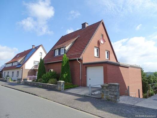 Wohnung zur Miete 390 € 2 Zimmer 51,6 m² Hegensdorfer Straße 7 Büren 33142