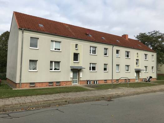 Wohnung zur Miete 335 € 2,5 Zimmer 58,6 m² EG frei ab 01.10.2026 Friedensstr. 5 Crivitz Crivitz 19089