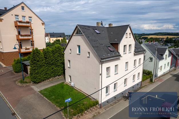Wohnung zur Miete 375 € 3 Zimmer 54 m² Dachgeschoss Oelsnitz Oelsnitz/Erzgebirge 09376