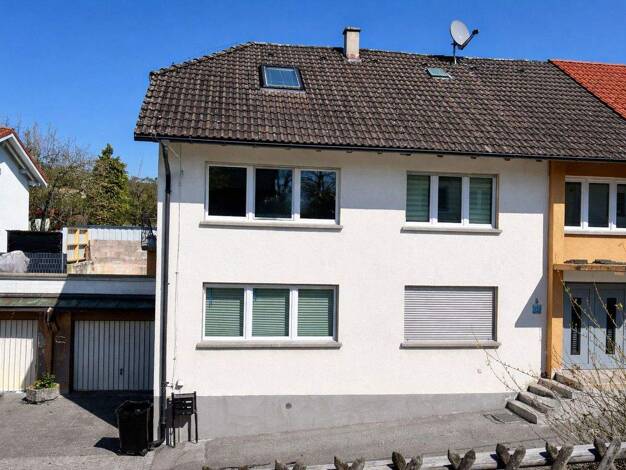 Doppelhaushälfte zum Kauf provisionsfrei 470.000 € 8 Zimmer 178 m² 367 m² Grundstück Dettighofen 79802