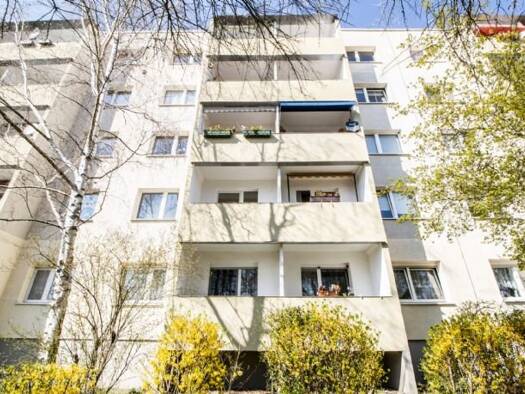 Wohnung zur Miete 330 € 3 Zimmer 57 m² 1. Geschoss frei ab 01.03.2026 Jambolerstr. 20 Südstadt Halle (Saale) 06130