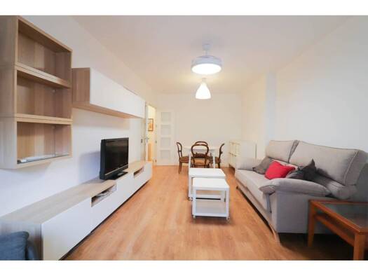 Wohnung zur Miete 1.200 € 4 Zimmer 122 m² 1. Geschoss Almeria 04004