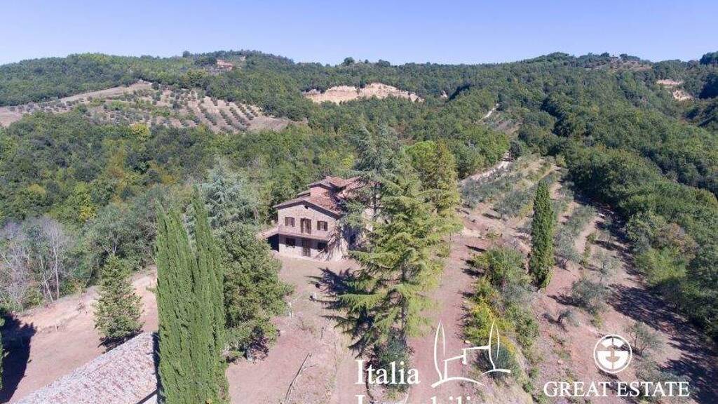 Bauernhaus zum Kauf 599.000 € 16 Zimmer 307 m² 78.400 m² Grundstück citta della pieve 06062