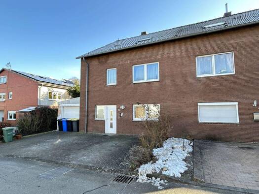 Doppelhaushälfte zum Kauf 175.000 € 7 Zimmer 162 m² 327 m² Grundstück Bonenburg Nordrhein-Westfalen - Warburg 34414