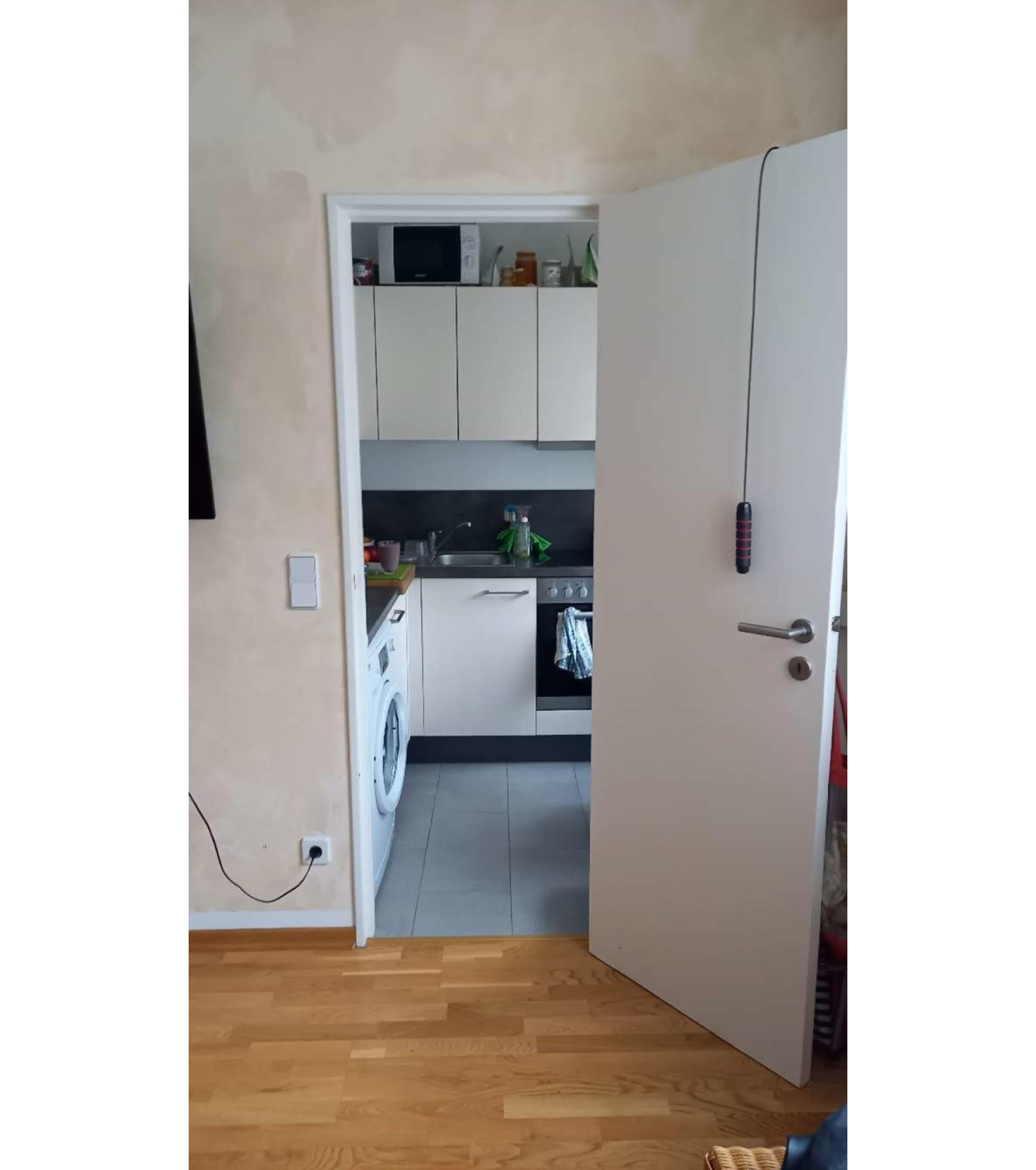 Studio zur Miete 310 € 1 Zimmer 37 m²<br/>Wohnfläche 1.<br/>Geschoss ab sofort<br/>Verfügbarkeit Bahnhofsring 10 Neudorf Graben-Neudorf 76676