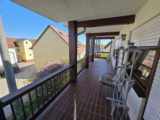 Wohnung zum Kauf 330.000 € 4,5 Zimmer 134 m² Geschoss 1/3 frei ab 01.10.2026 Bonfeld Bad Rappenau 74906