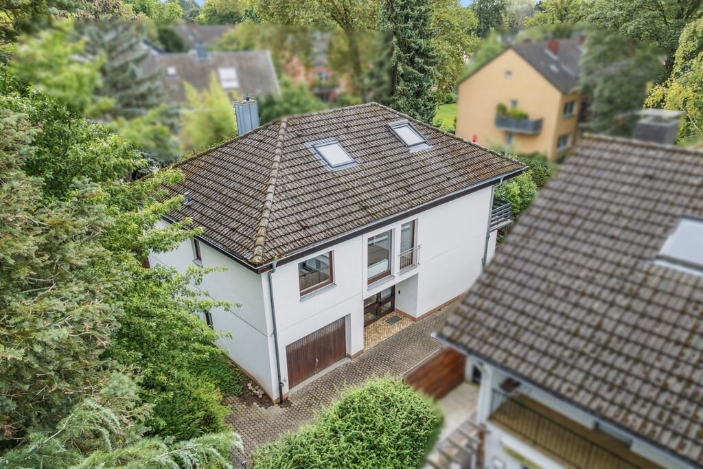 Einfamilienhaus zum Kauf 799.000 € 6 Zimmer 184 m²<br/>Wohnfläche 366 m²<br/>Grundstück Beuel-Süd Bonn 53225