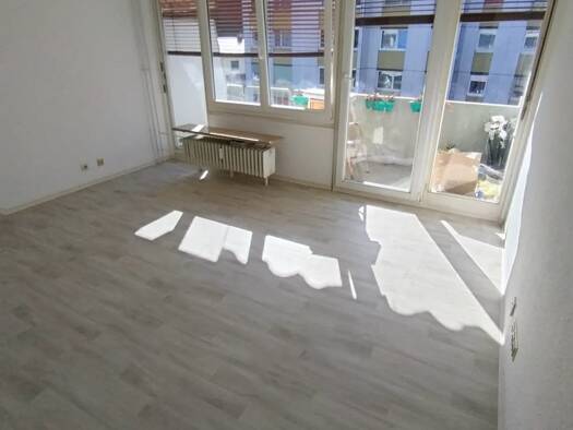 Studio zur Miete 600 € 1 Zimmer 36 m² Geschoss 2/5 frei ab sofort St.-Rochus-Straße 50 Versbach Würzburg 97078