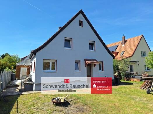 Einfamilienhaus zum Kauf 275.000 € 7 Zimmer 218,5 m² 497 m² Grundstück Lauterbach 36341