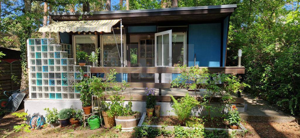 Wochenendgrundstück mit zwei Sommerhäusern in Prenden bei Wandlitz