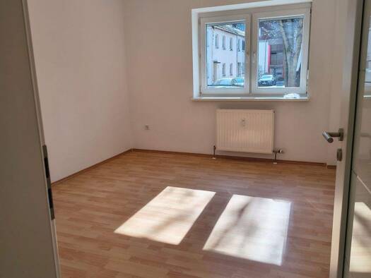 Wohnung zur Miete 645 € 3 Zimmer 60 m² EG frei ab sofort Reutlinger Straße Schweinau Nürnberg 90441