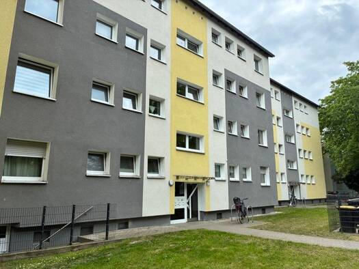 Wohnung zur Miete 696 € 3 Zimmer 71,2 m² 2. Geschoss frei ab 19.09.2026 Paul-Ronczka-Straße 18 Scharnhorst Scharnhorst 44328
