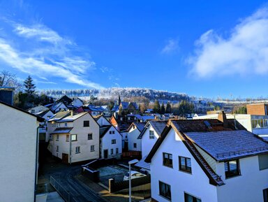 Wohnung zur Miete 1.200 € 5 Zimmer 120 m² 2. Geschoss Brunhildestraße Niederreifenberg Schmitten 61389