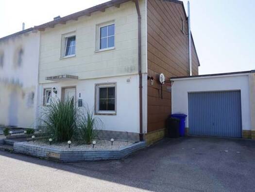 Doppelhaushälfte zum Kauf 349.000 € 5 Zimmer 107 m² 348,8 m² Grundstück Emmerting 84547