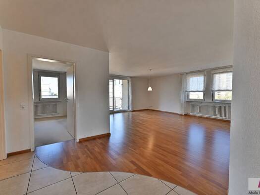 Wohnung zum Kauf provisionsfrei 368.500 € 4 Zimmer 125 m² 3. Geschoss Weil am Rhein Weil am Rhein 79576