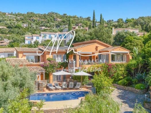 Haus zum Kauf 2.690.000 € 217 m² 1.325 m² Grundstück La Plage du Lavandou Le Lavandou 83980