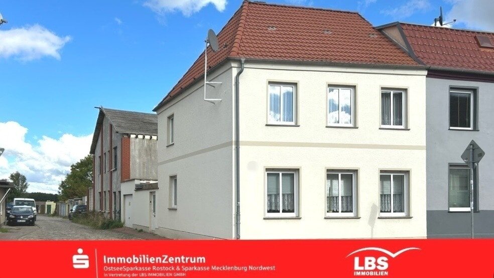 Reihenendhaus zum Kauf provisionsfrei 122.000 € 3 Zimmer 82 m²<br/>Wohnfläche 123 m²<br/>Grundstück Schwaan Schwaan 18258