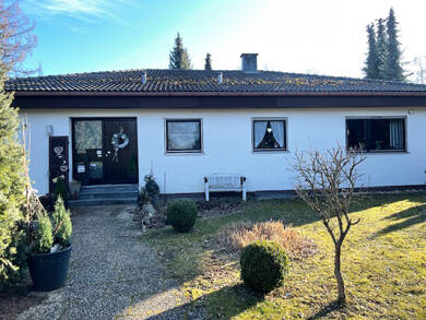 Einfamilienhaus zum Kauf 470.000 € 5 Zimmer 146 m² 1.302 m² Grundstück frei ab sofort Aixheimer Straße 14 Trossingen Trossingen 78647