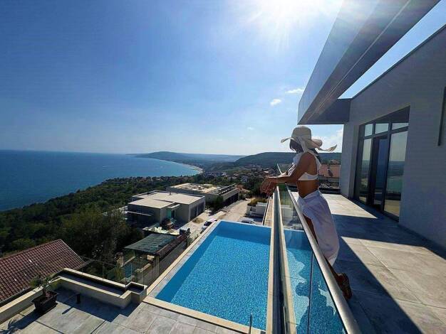 Villa zum Kauf provisionsfrei 1.225.000 € 6 Zimmer 540 m² 1.048 m² Grundstück Balchik