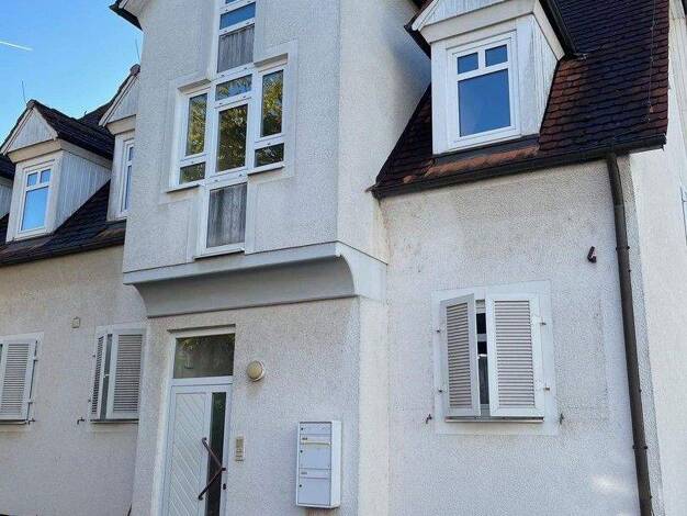 Mehrfamilienhaus zum Kauf provisionsfrei 470.000 € 8 Zimmer 244 m² 340 m² Grundstück Zehntengasse 4 Wallerstädten Groß-Gerau 64521