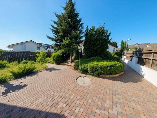 Einfamilienhaus zum Kauf 699.000 € 5 Zimmer 176 m² 725 m² Grundstück Bauschheim Rüsselsheim am Main 65428