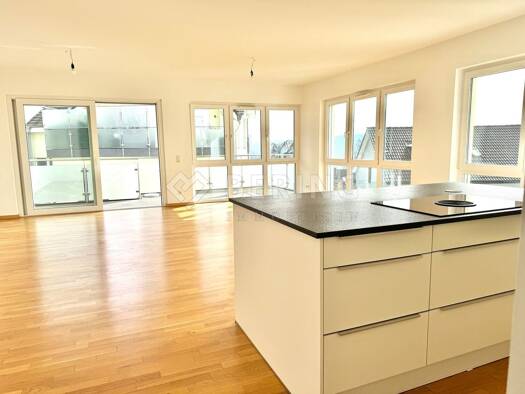 Wohnung zur Miete 1.620 € 4 Zimmer 135 m² Siegen 57072
