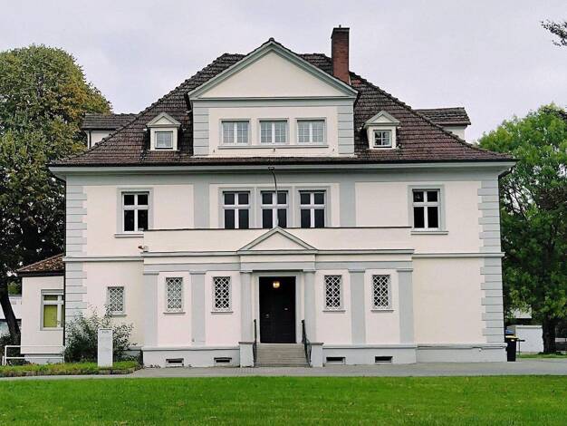 Bürogebäude zum Kauf provisionsfrei als Kapitalanlage geeignet 1.800.000 € 710 m² 3.114 m² Grundstück Peter-Neuber-Allee 3 Innenstadt Neunkirchen 66538