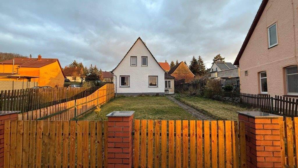 Einfamilienhaus zum Kauf 119.000 € 5 Zimmer 115 m² 360 m² Grundstück Rastenberg 99636