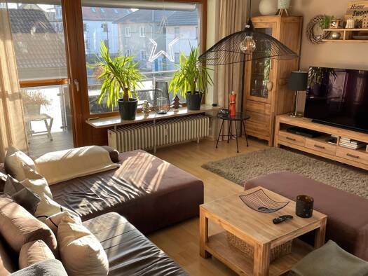 Wohnung zur Miete 1.100 € 4 Zimmer 107 m² Geschoss 1/2 frei ab 01.02.2026 Heßdorf 91093