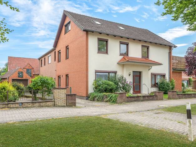 Mehrfamilienhaus zum Kauf 559.000 € 12 Zimmer 352,7 m² 1.554 m² Grundstück Etelsen Langwedel 27299