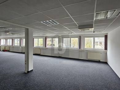 Wohn- und Geschäftshaus zum Kauf als Kapitalanlage geeignet 3.500.000 € 30 Zimmer 1.000 m² Grundstück Oberschleißheim Oberschleißheim 85764