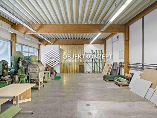 Produktionshalle zur Miete provisionsfrei 3.500 m² Lagerfläche Wehingen 78564