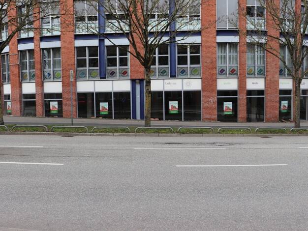 Laden zur Miete provisionsfrei 7.545 € 794 m² Verkaufsfläche Südfriedhof Südfriedhof 24114