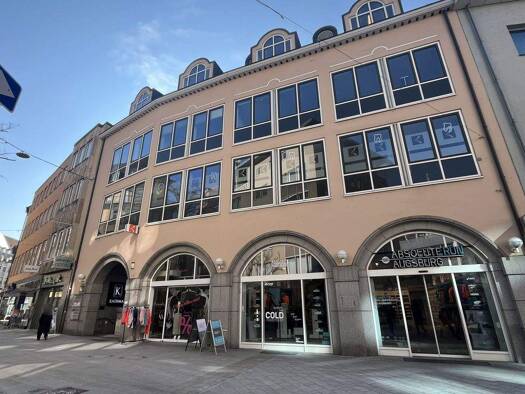 Praxis zur Miete 15 € 414 m² Bürofläche Ludwigstr. 1 Innenstadt Augsburg 86150