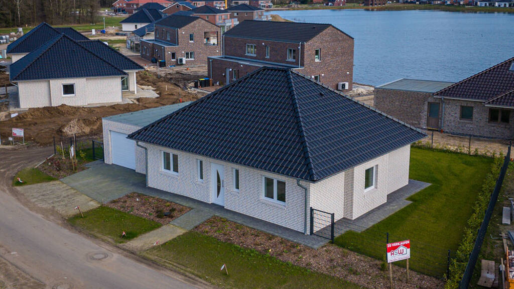 Bungalow zum Kauf - Erstbezug provisionsfrei 469.000 € 3 Zimmer 110 m² 701 m² Grundstück Herzlake 49770