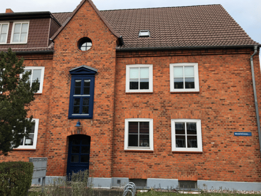 Wohnung zur Miete 800 € 2,5 Zimmer 57,1 m² Geschoss 2/3 frei ab 01.01.2027 Seebad Warnemünde Rostock 18119