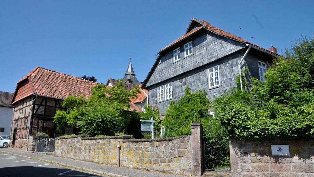 Stadthaus zum Kauf 285.000 € 7 Zimmer 343 m² 1.625 m² Grundstück Hardegsen 37181